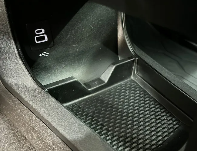 Imagem 18 – Rampage 2024 2.0 Hurricane 4 Turbo Gasolina R/T 4X4 Automático