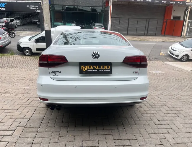 Imagem 8 – Jetta 2018 1.4 250 Tsi Total Flex Comfortline Tiptronic