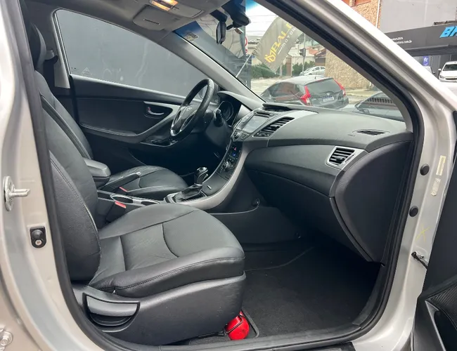 Imagem 11 – Elantra 2015 2.0 Gls 16V Flex 4P Automático
