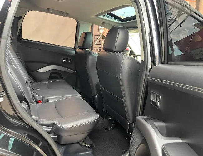 Imagem 16 – Outlander 2012 3.0 Gt 4X4 V6 24V Gasolina 4P Automático