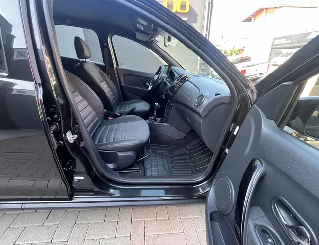 Imagem exterior do veículo Sandero Intense Flex 1.6 16V 5P Aut. 2020 Sandero Intense Flex 1.6 16V 5P Aut. 