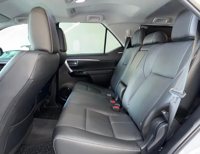 Imagem 13 – Hilux Sw4 2025 2.8 D-4D Turbo Diesel Srx Platinum 7L 4X4 Automático