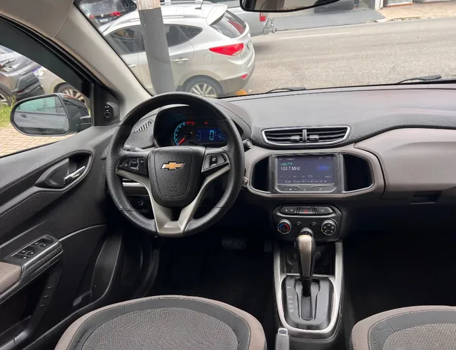 Imagem 12 – Prisma 2015 1.4 Mpfi Ltz 8V Flex 4P Automático