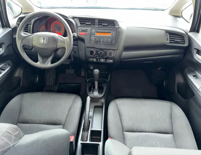 Imagem 8 – Fit 2015 1.5 Lx 16V Flex 4P Automático