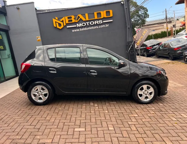 Imagem 8 – Sandero 2015 1.6 DYNAMIQUE 8V FLEX 4P MANUAL