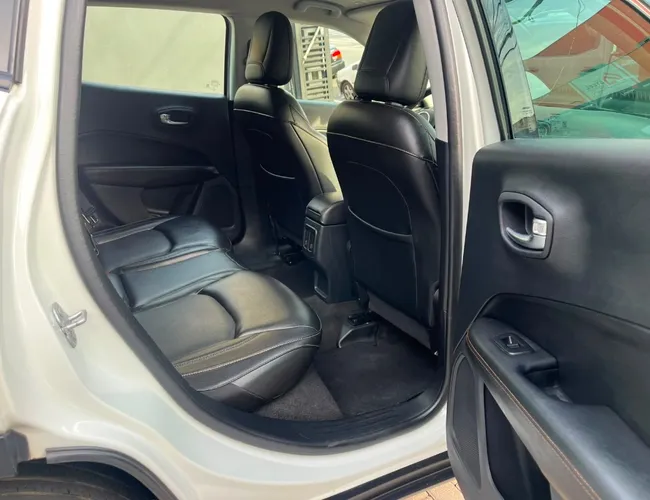 Imagem 14 – Compass 2018 2.0 16V Flex Limited Automático