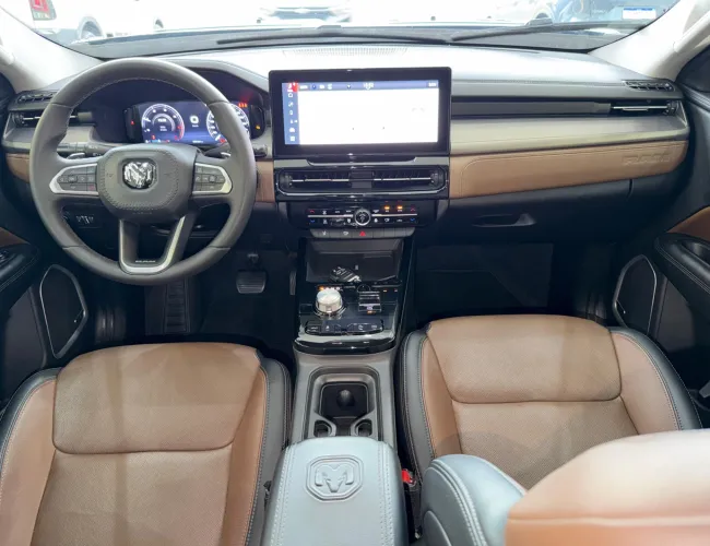 Imagem 7 – Rampage 2024 2.0 Turbo Diesel Laramie 4X4 Automático