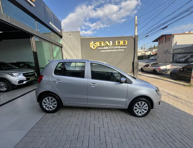 Imagem exterior do veículo Fox Bluemotion 1.0 Mi Total Flex 12V 5P 2014 Fox Bluemotion 1.0 Mi Total Flex 12V 5P 