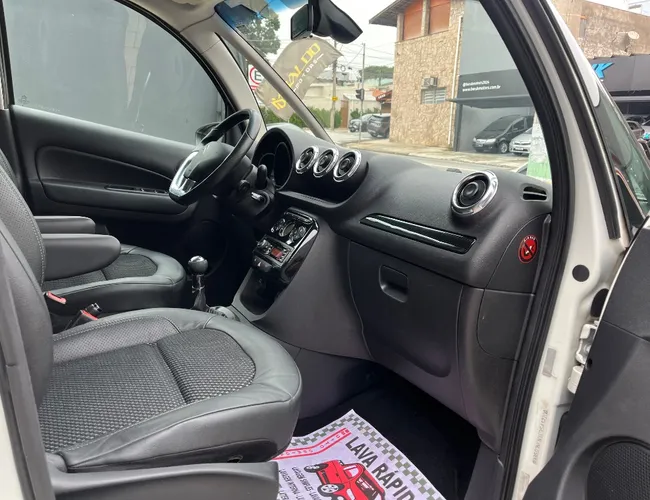 Imagem 13 – C3 Picasso 2014 1.6 Flex Exclusive Manual
