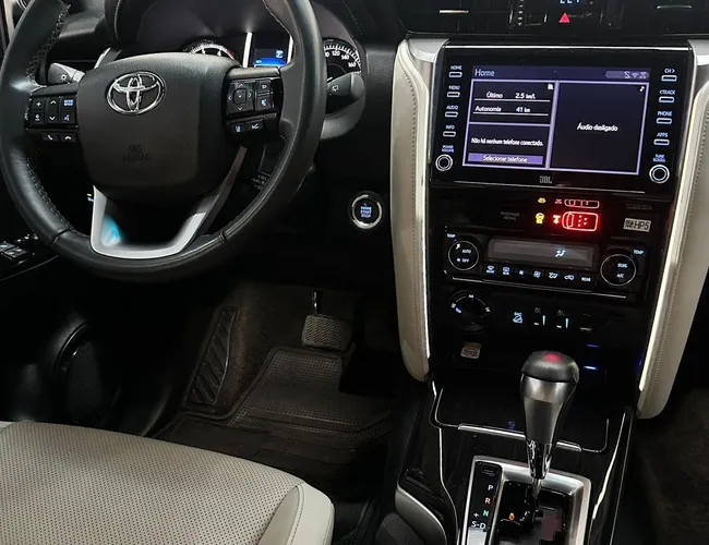 Imagem 11 – Hilux Sw4 2023 2.8 D-4D Turbo Diesel Diamond 7L 4X4 Automático