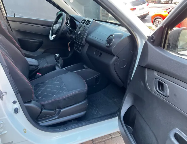 Imagem 10 – Kwid 2018 1.0 12V Sce Flex Zen Manual