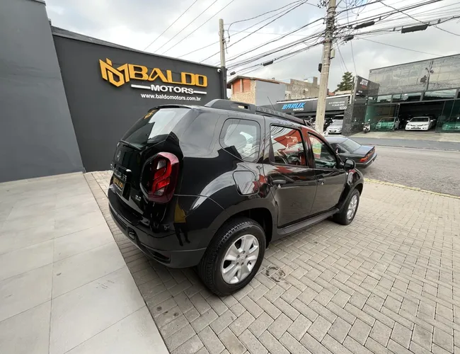Imagem exterior do veículo Duster Expression 1.6 Hi-Flex 16V Mec. 2017 Duster Expression 1.6 Hi-Flex 16V Mec. 