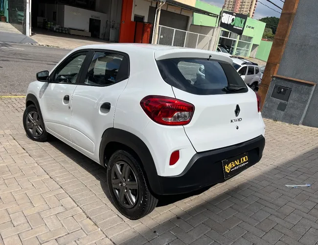 Imagem 6 – Kwid 2023 1.0 12V Sce Flex Zen Manual