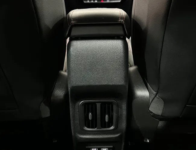 Imagem 14 – Rampage 2024 2.0 Hurricane 4 Turbo Gasolina R/T 4X4 Automático