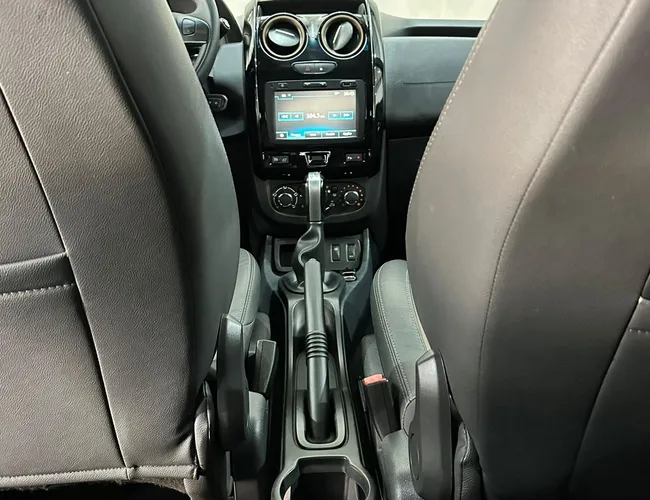 Imagem 15 – Duster 2017 2.0 Dynamique 4X2 16V Flex 4P Automático