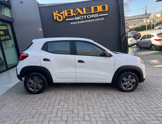 Imagem 8 – Kwid 2024 1.0 12V Sce Flex Zen Manual
