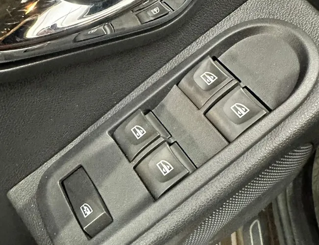 Imagem 18 – Duster 2016 1.6 Dynamique 4X2 16V Flex 4P Manual