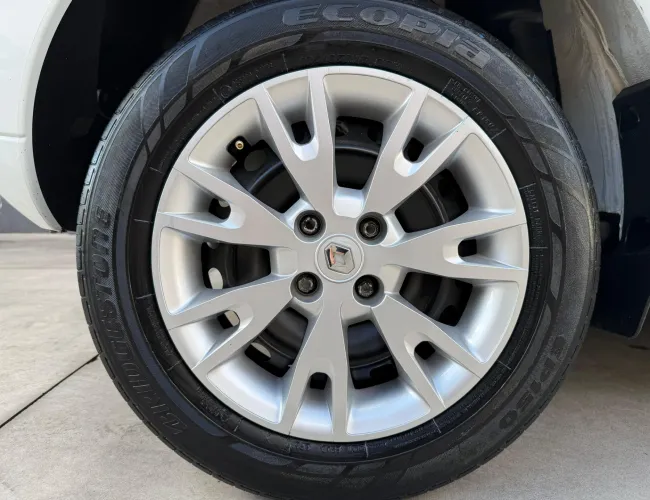 Imagem 14 – Sandero 2017 1.0 12V Sce Flex Authentique Manual