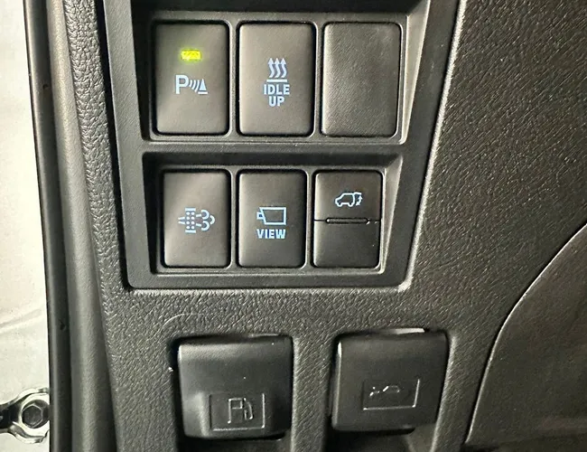 Imagem 21 – Hilux 2025 Hilux Sw4 Srx Plat. 4X4 2.8 Tb Die. Aut.