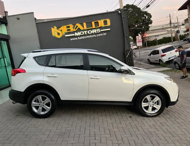 Imagem 7 – Rav4 2013 2.0 4X2 16V Gasolina 4P Automático