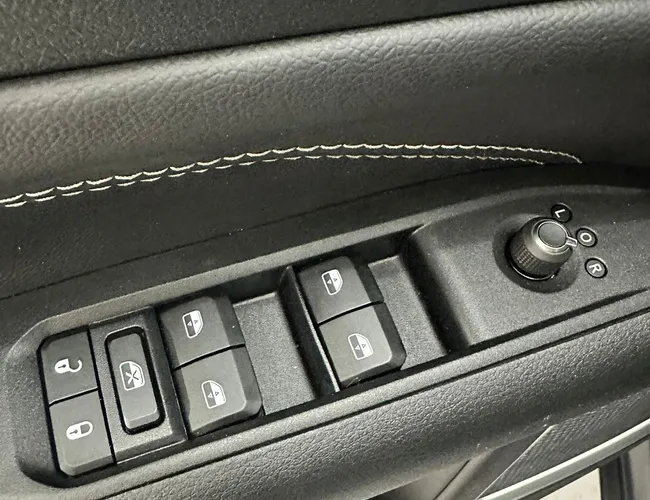 Imagem 18 – Compass 2026 1.3 T270 Turbo Flex Sport At6