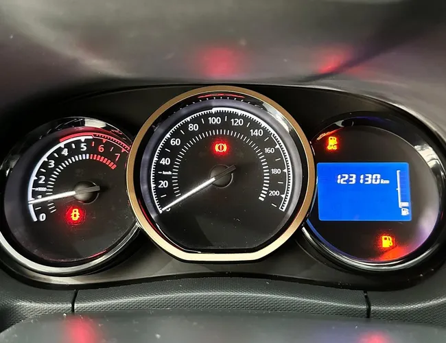 Imagem 10 – Duster 2016 1.6 Dakar 4X2 16V Flex 4P Manual