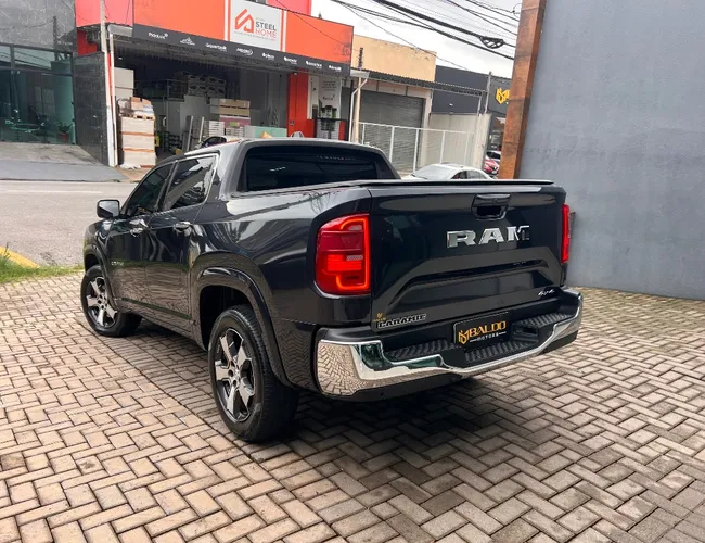 Imagem 8 – Rampage 2025 2.2 Turbo Diesel Laramie 4X4 Automático