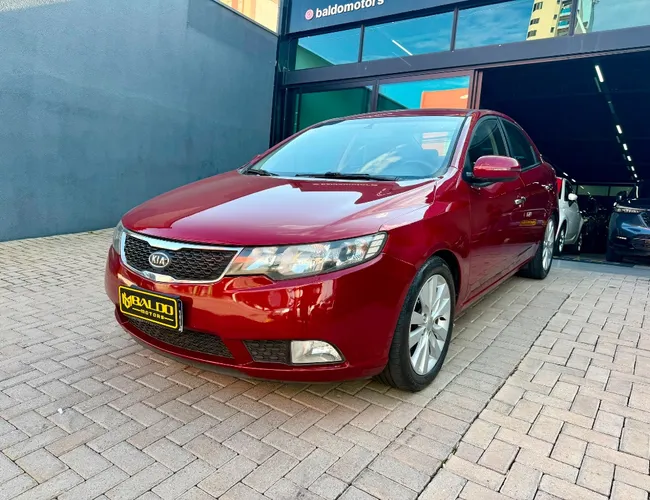Imagem 9 – Cerato 2012 1.6 E.221 Sedan 16V Gasolina 4P Automático