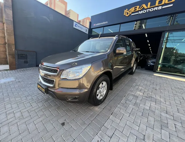 Imagem exterior do veículo S10 Pick-Up Lt 2.8 Tdi 4X4 Cd Diesel 2013 S10 Pick-Up Lt 2.8 Tdi 4X4 Cd Diesel 