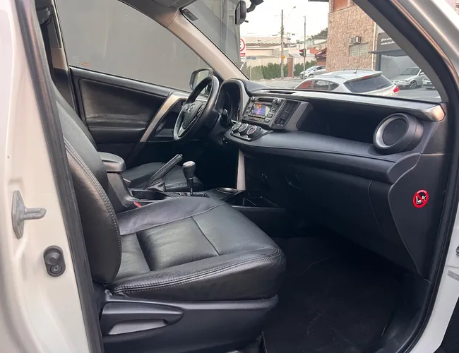 Imagem 12 – Rav4 2013 2.0 4X2 16V Gasolina 4P Automático