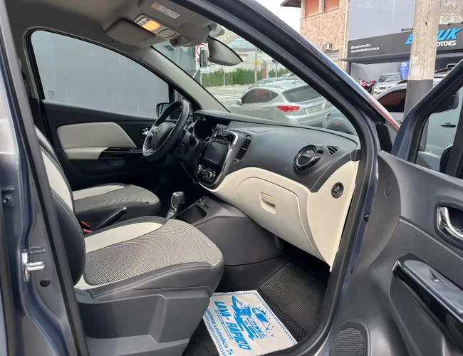 Imagem 15 – Captur 2018 1.6 16V Sce Flex Intense X-Tronic