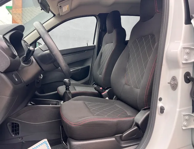 Imagem 11 – Kwid 2023 1.0 12V Sce Flex Zen Manual