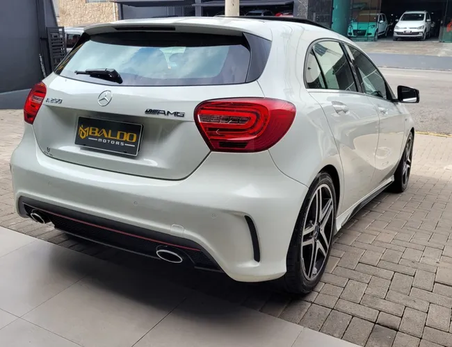 Imagem exterior do veículo Classe A 250 2.0 Tb Sport Aut. 2014 Classe A 250 2.0 Tb Sport Aut. 