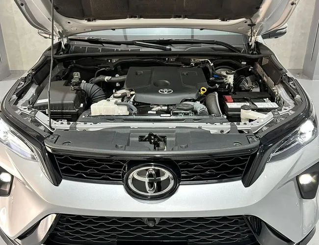 Imagem 30 – Hilux 2025 Hilux Sw4 Srx Plat. 4X4 2.8 Tb Die. Aut.