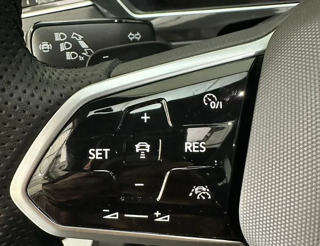 Imagem 21 – Tiguan 2025 Tiguan Allspac R-Line 300 Tsi 2.0