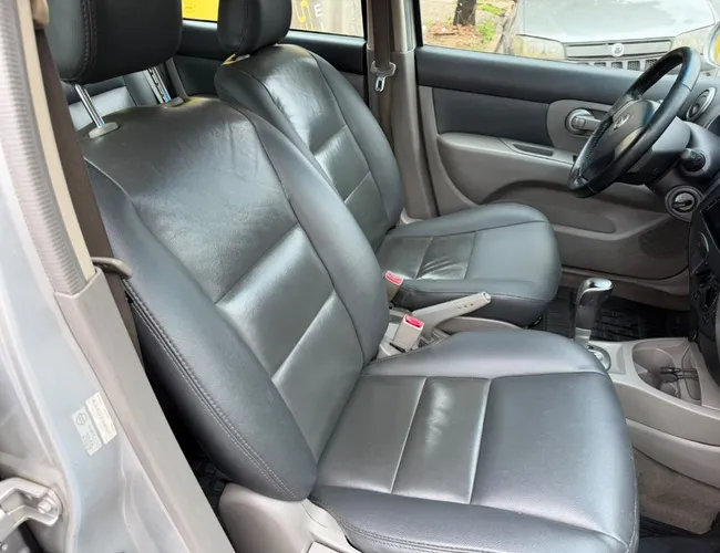 Imagem 8 – Grand Livina 2010 1.8 Sl 16V Flex 4P Automático