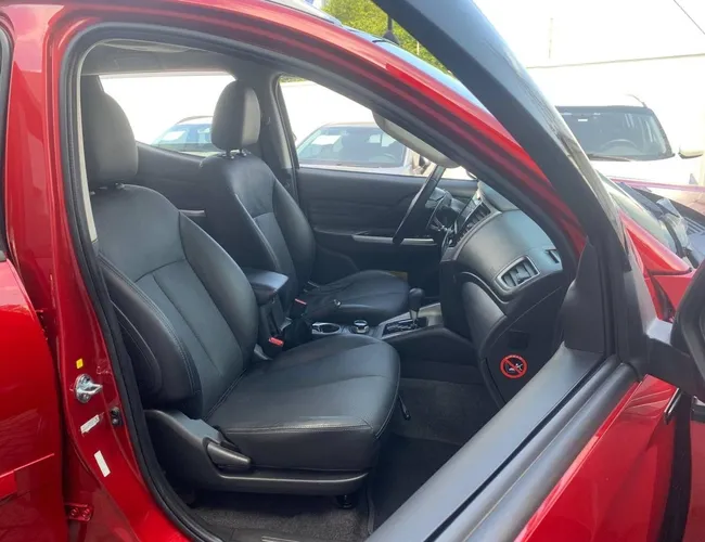 Imagem 12 – L200 Triton 2024 2.4 16V Turbo Diesel Sport Hpe-S Cd 4P 4X4 Automático