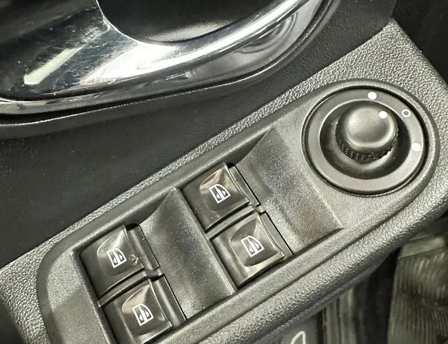 Imagem 17 – Duster 2016 1.6 Dakar 4X2 16V Flex 4P Manual