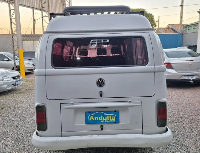 Imagem 7 – Kombi 2000 1.6 Std 9 Lugares