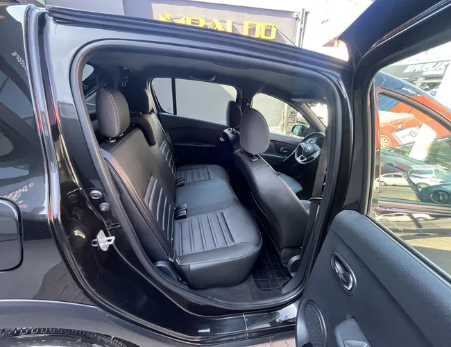 Imagem exterior do veículo Sandero Intense Flex 1.6 16V 5P Aut. 2020 Sandero Intense Flex 1.6 16V 5P Aut. 