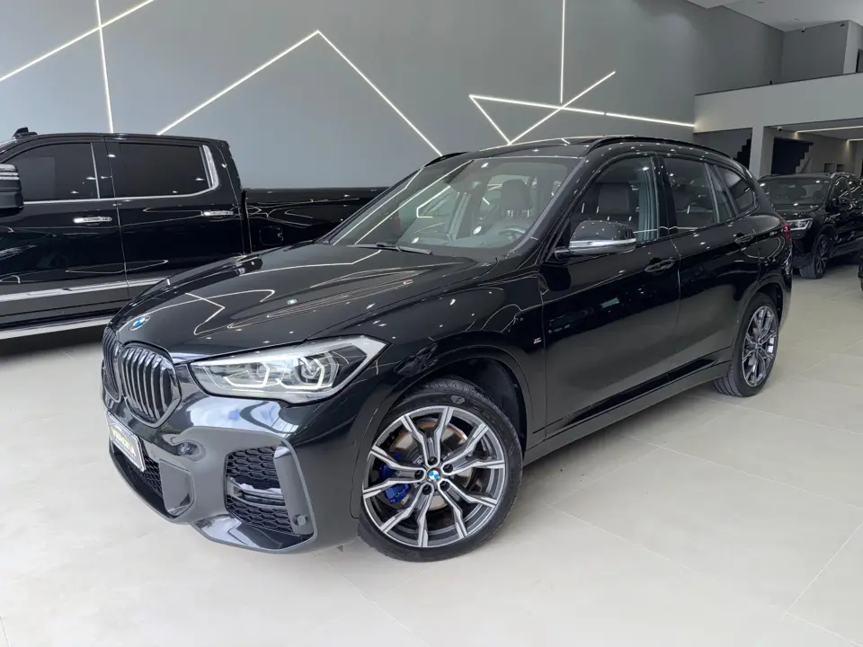 Bmw X1 — foto 1