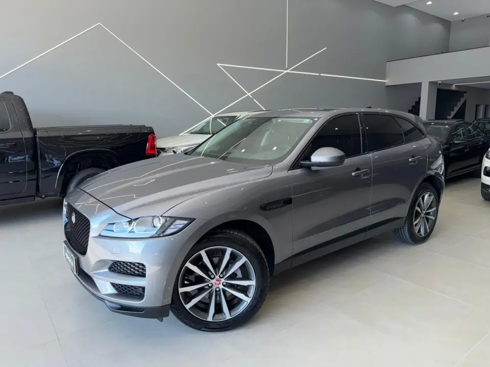 Jaguar F-Pace — foto 1