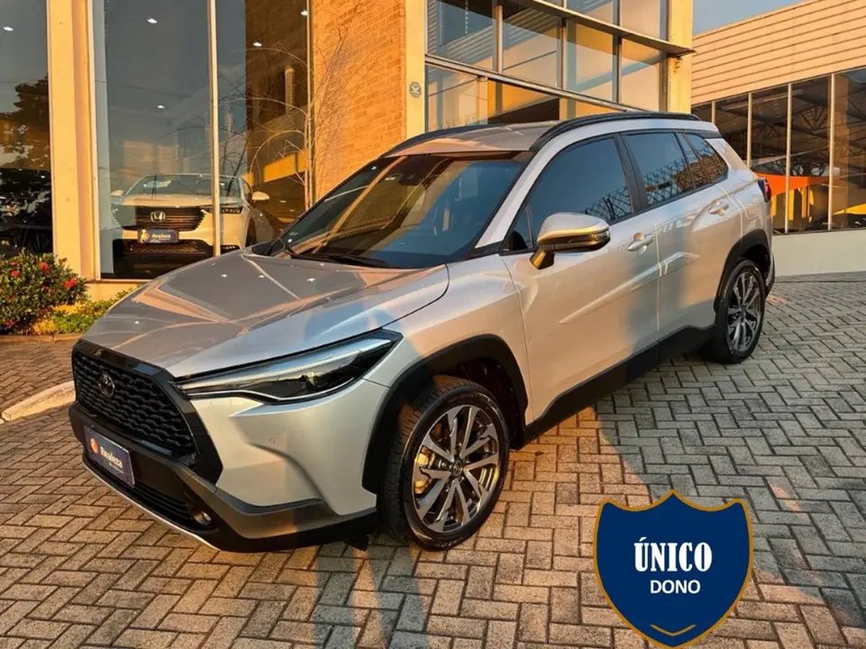 Toyota Corolla Cross — foto 1