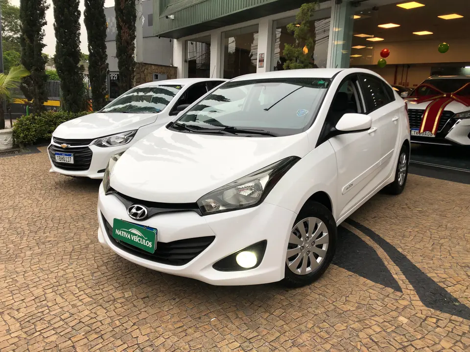Hyundai Hb20s — foto 1