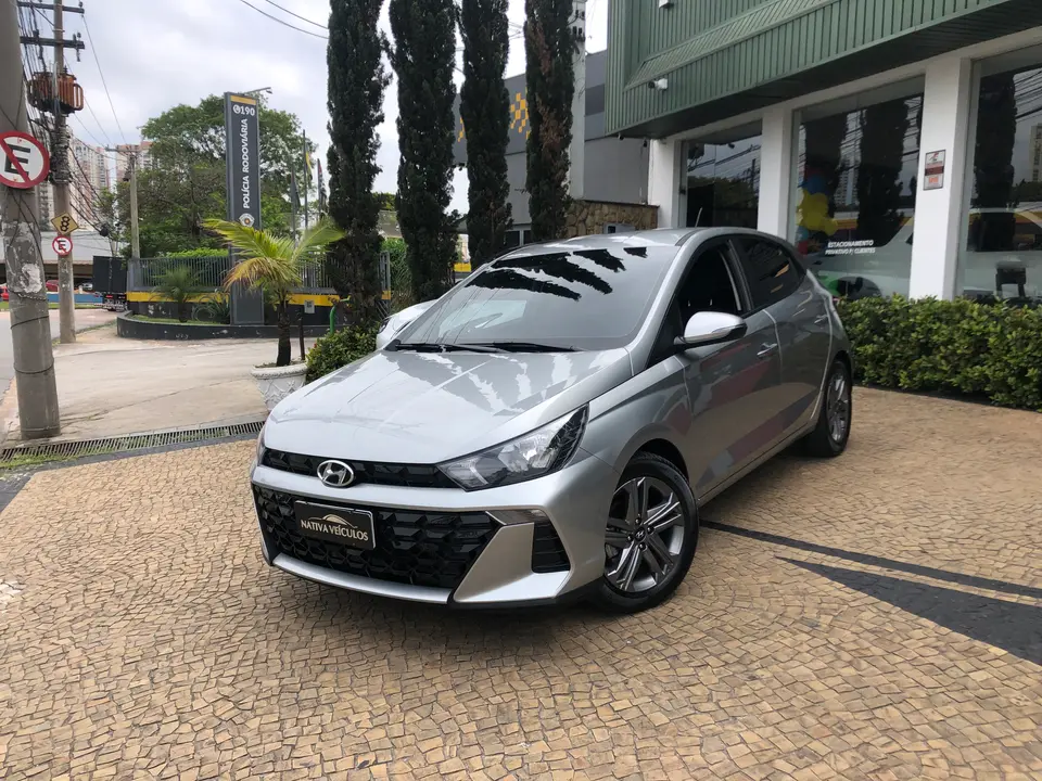 Hyundai Hb20 — foto 1