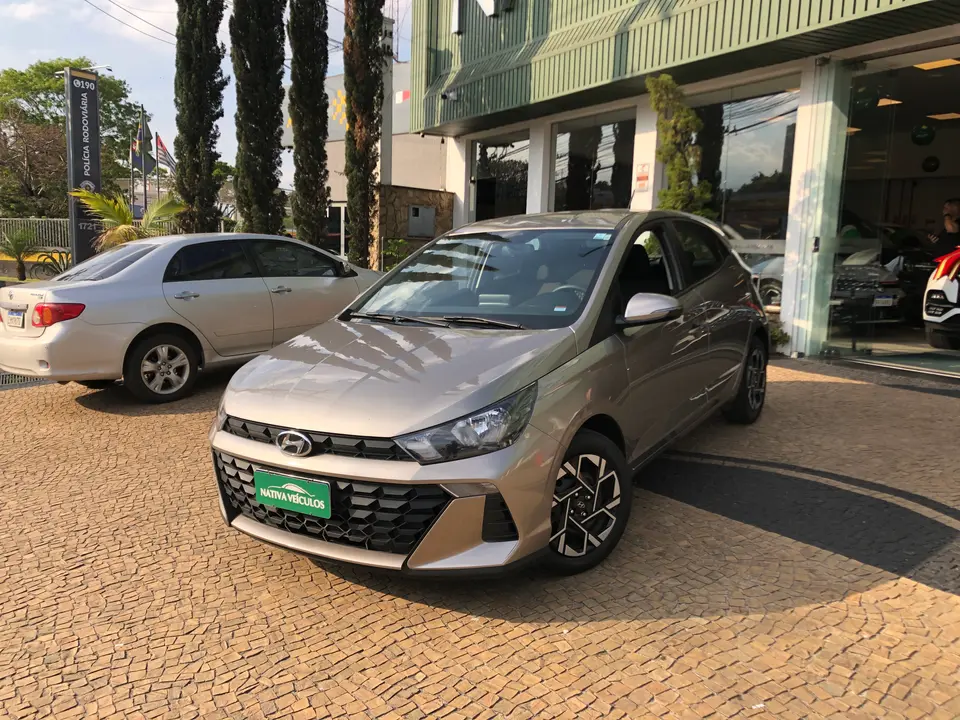Hyundai Hb20 — foto 1
