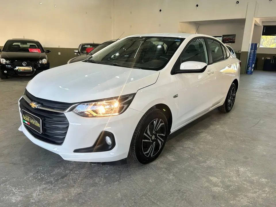 Chevrolet Onix — foto 1