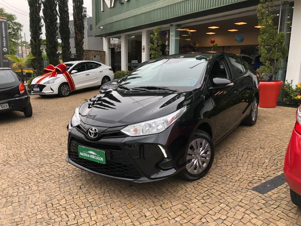 Toyota Yaris — foto 1