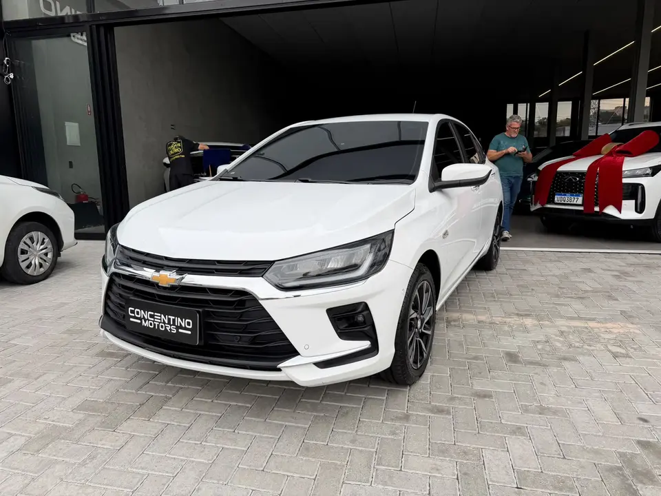 Chevrolet Onix — foto 1