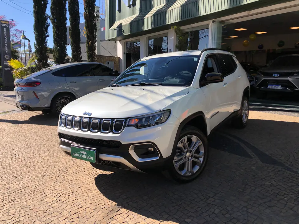 Jeep Compass — foto 1